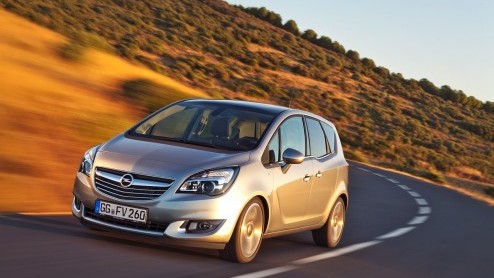 Kleine update voor Opel Meriva voor 2014 met nieuwe motoren, verse grille, andere achterlichten en gebruiksvriendelijke infotainment.